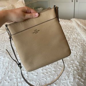 Coach Rowan file Tan beige square crossbody bag